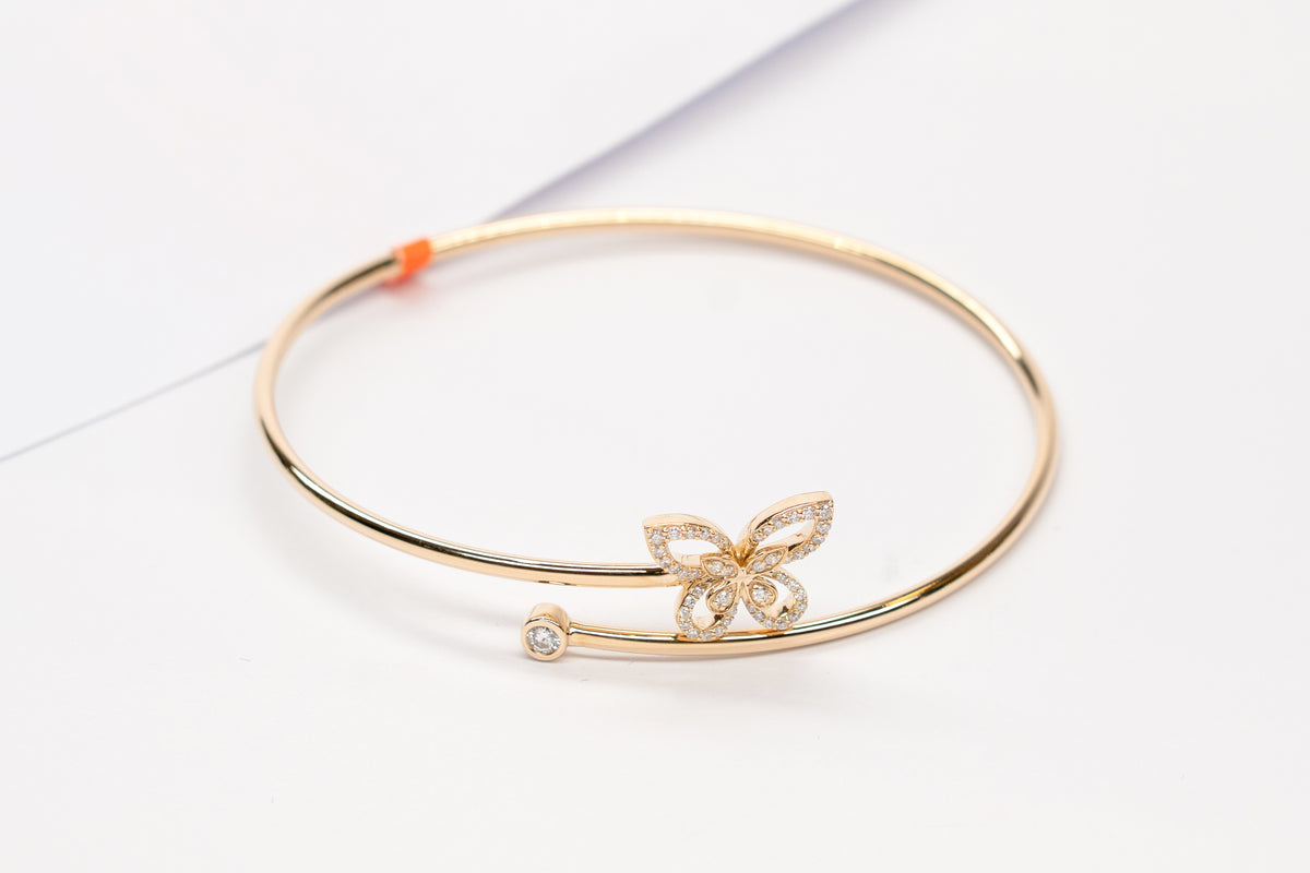 14K Yellow Gold Bangle