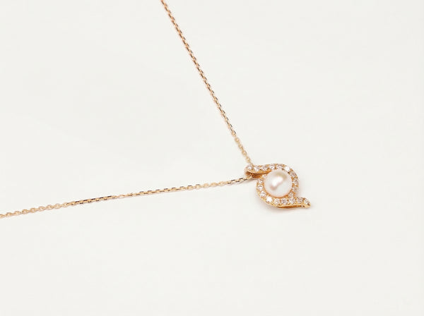 18K Yellow Gold Pendant