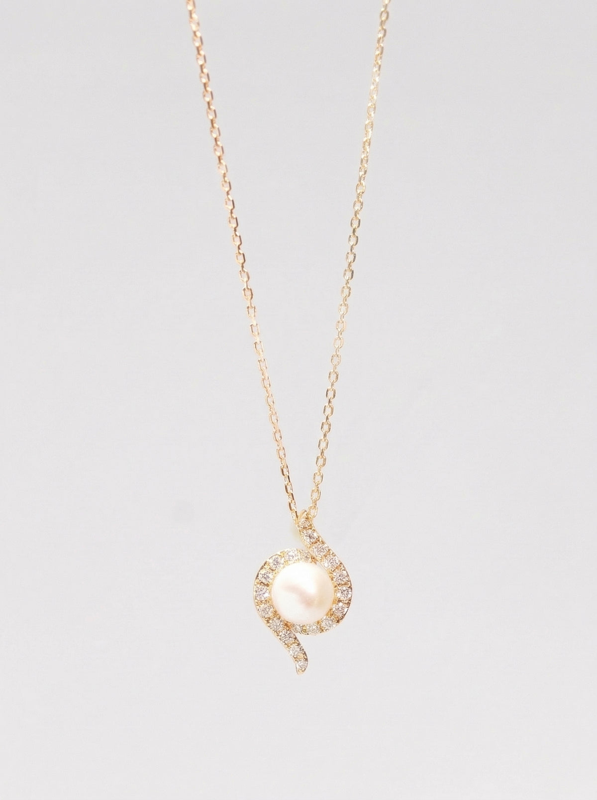 18K Yellow Gold Pendant