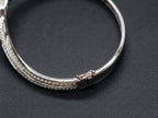 18K White Gold Lock type Bangle