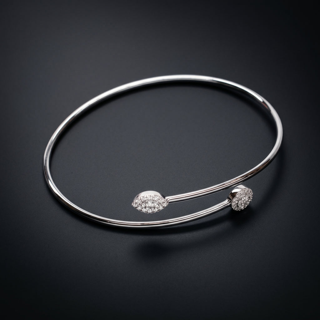 14K White Gold Bangle