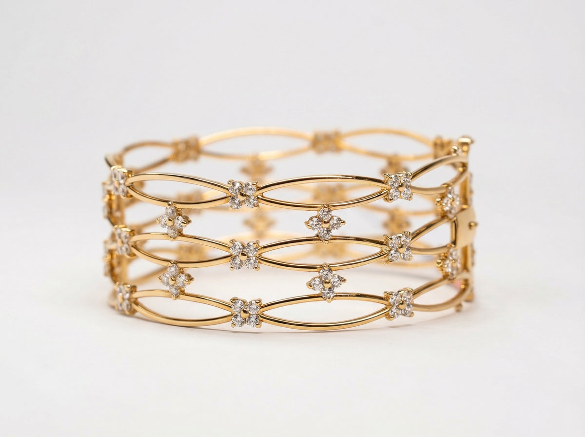 22K Gold Bangle