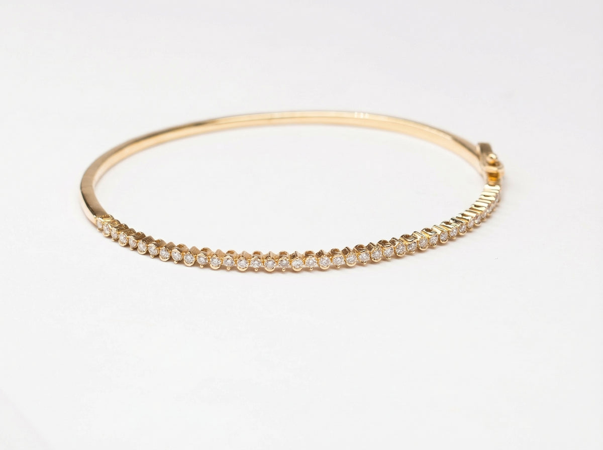 18K Yellow Gold Lock type