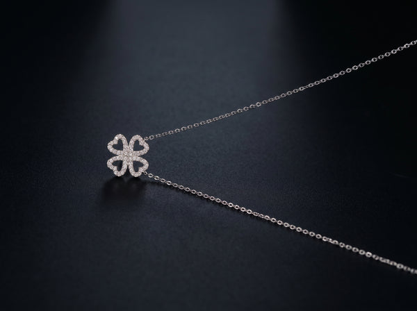 18K White Gold Necklace
