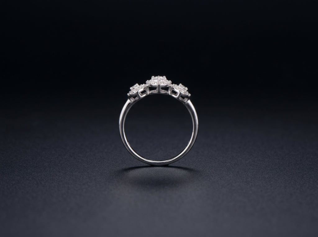 18K White Gold Ring
