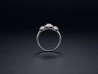 18K White Gold Ring