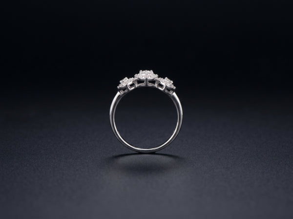18K White Gold Ring